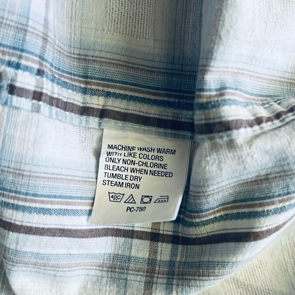 Van Heusen shirt blue white plaid XL (17-17.5) short sleeve button down collar - Picture 13 of 16